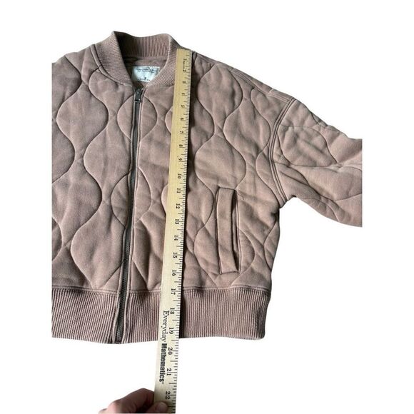 Abercrombie & Fitch Onion Quilted Bomber Jacket size M Tan - Picture 6 of 9